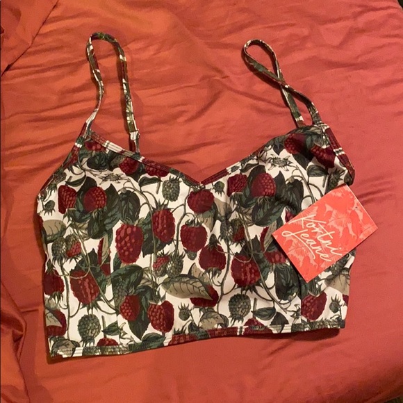 Kortni Jeane Other - Kortni Jeane V’D crop